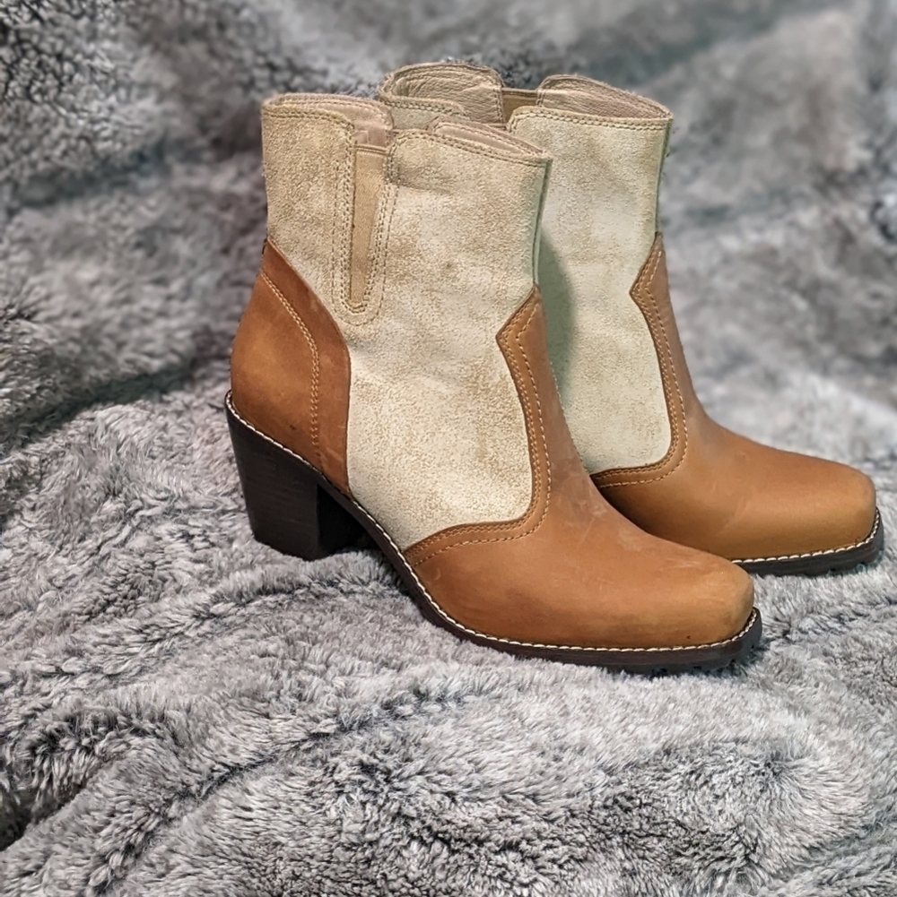Woolrich's Kiva Ankle Boots Women's sz 8.5​​​​​​